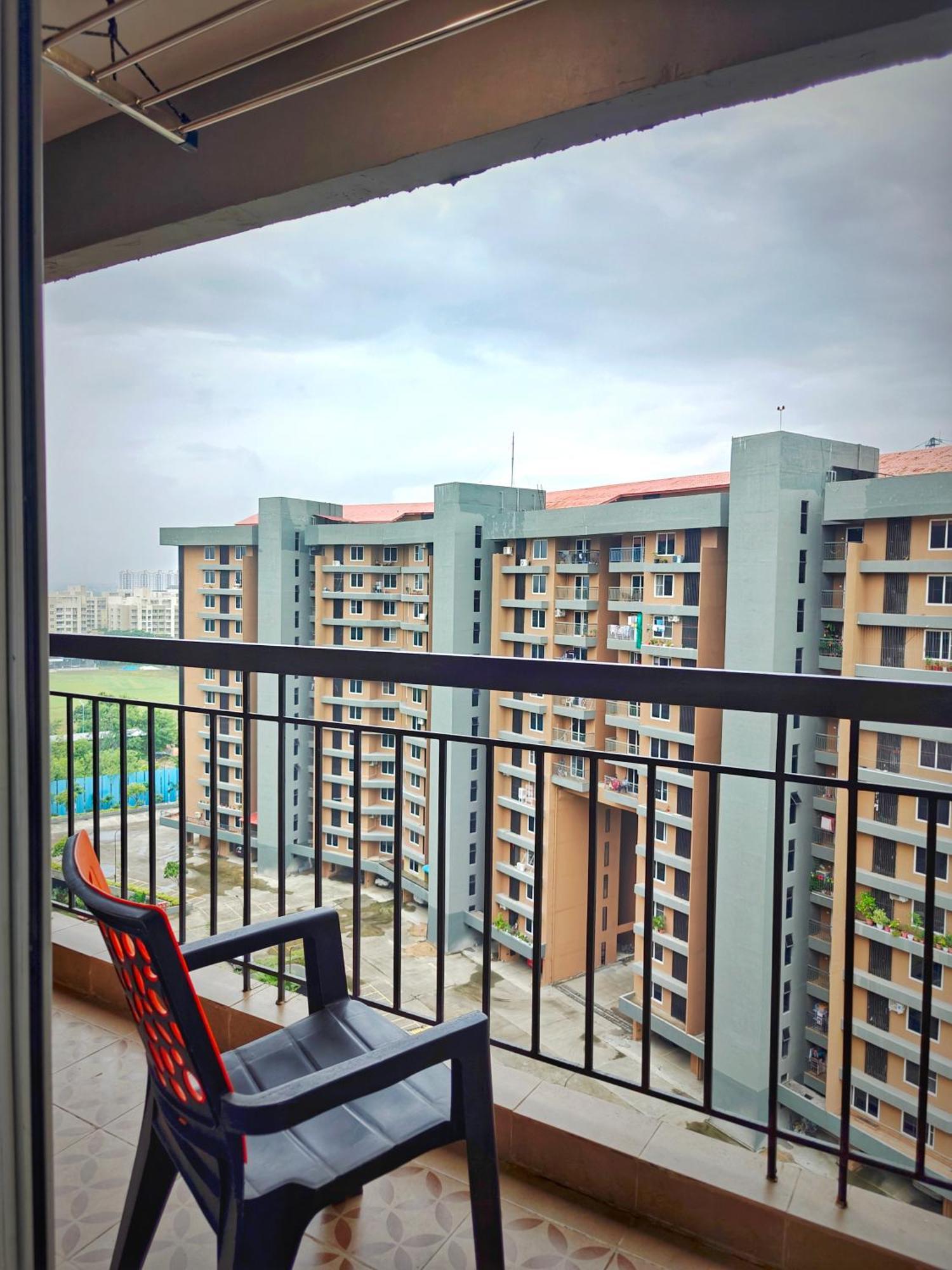 Symphony Apartments At Mihan Нагпур Екстериор снимка